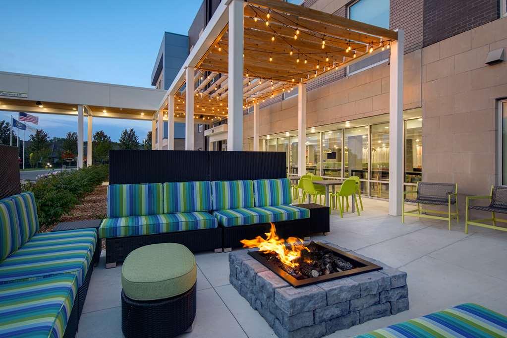 Home2 Suites By Hilton Grand Rapids Airport Zewnętrze zdjęcie